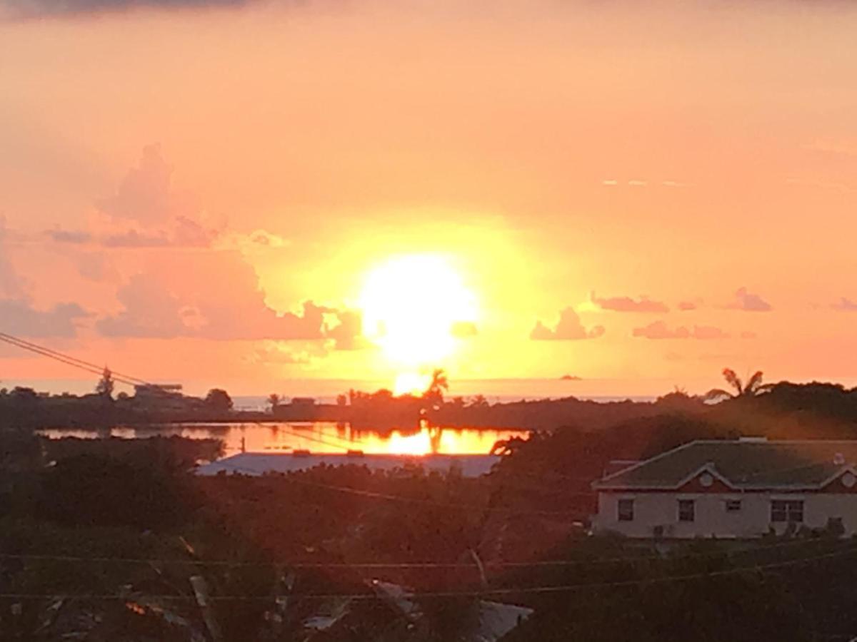 Antigua Seaview Aparthotel St. John's Buitenkant foto